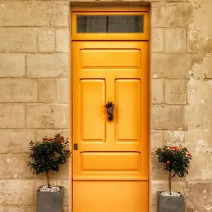 Valletta Central Suites , La Valeta Malta